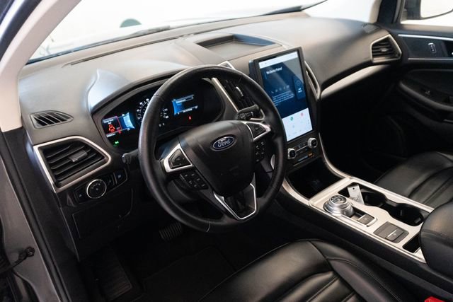 Used 2024 Ford Edge SEL image 3
