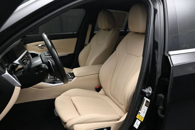 Used 2019 BMW 330i Sedan w/ Convenience Package RWD image 5