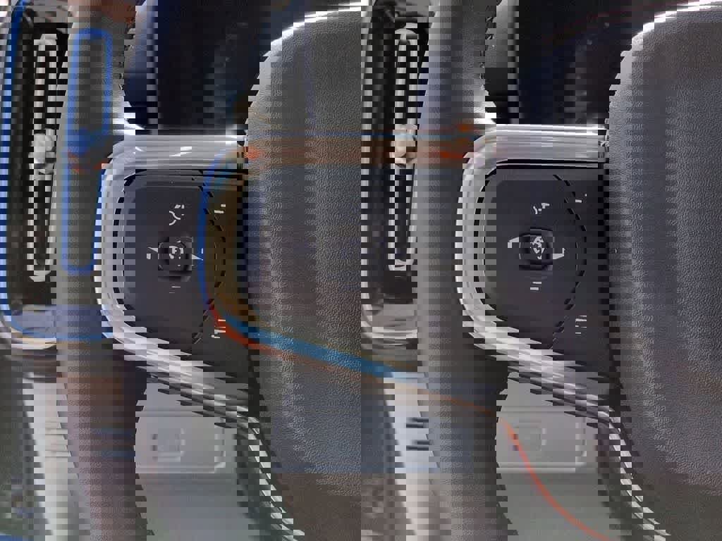 New 2026 Volvo XC40 B5 Ultra w/ Protection Package Premier image 23