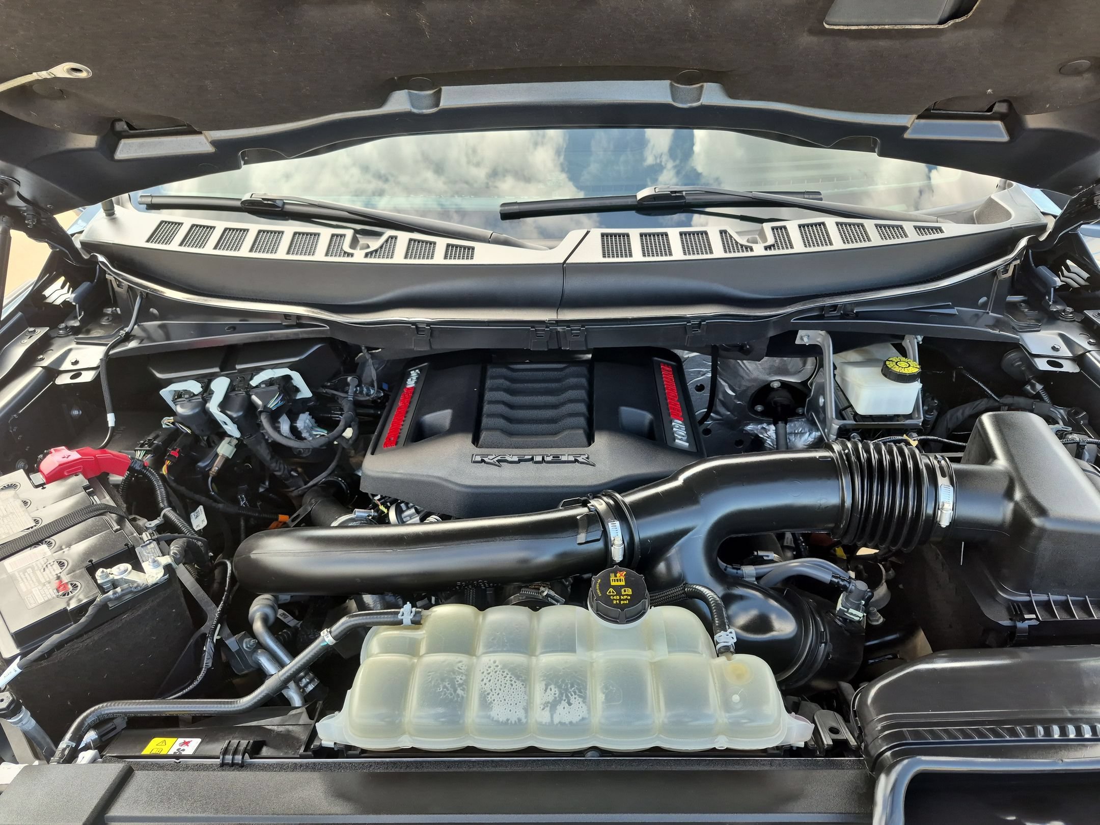 Used 2023 Ford F150 Raptor AWD/4WD image 34