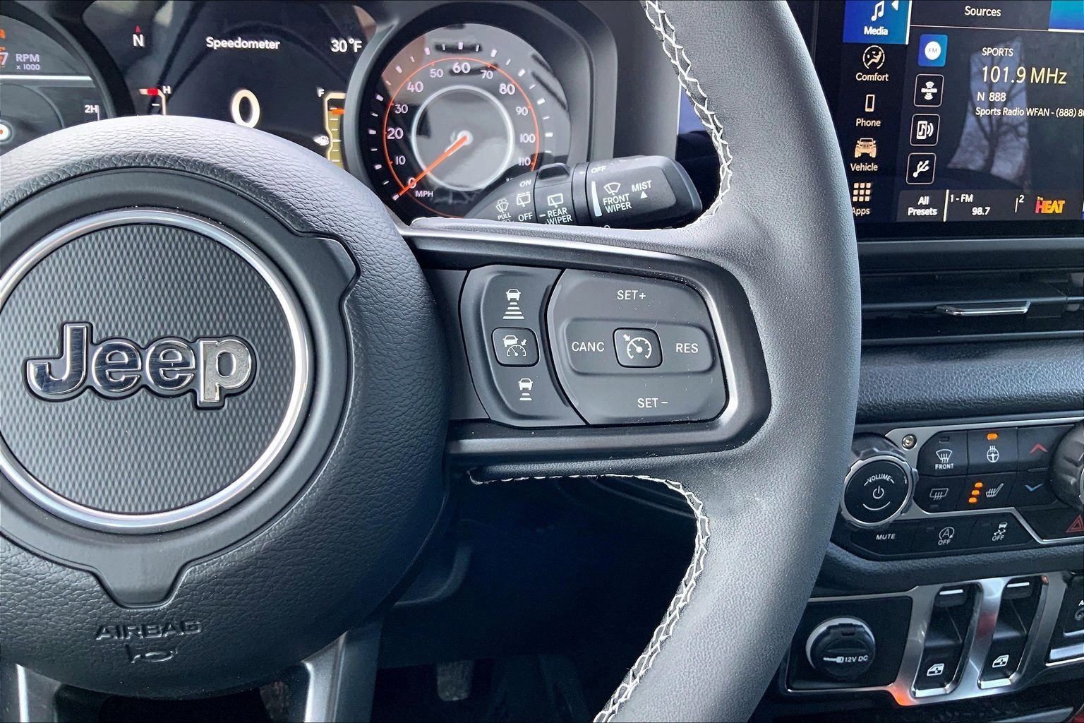 Certified 2025 Jeep Wrangler Sport image 21