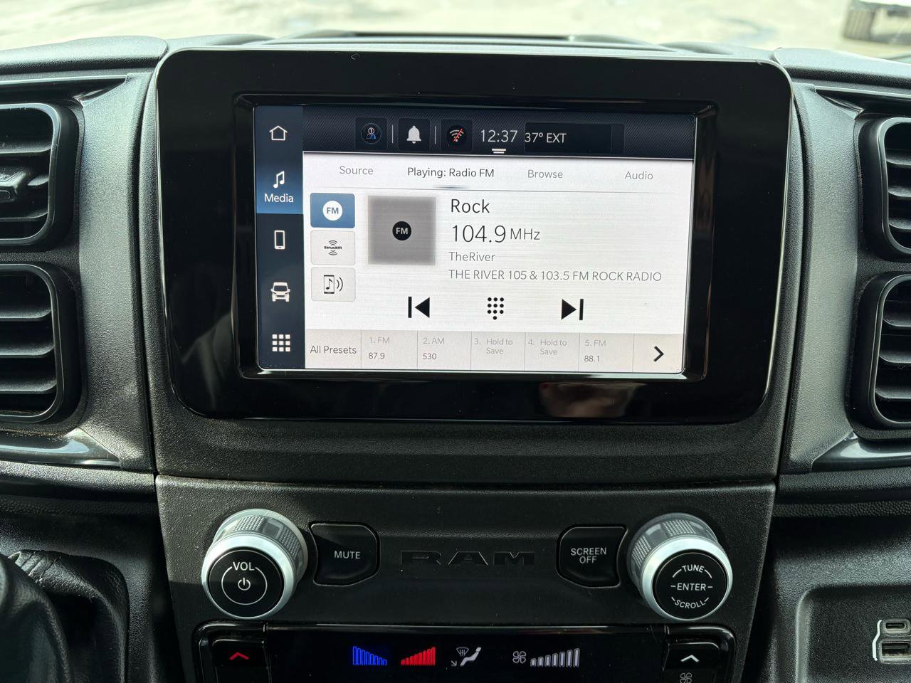 Used 2023 RAM ProMaster 2500 image 28