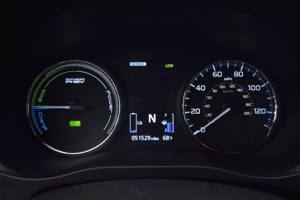 Used 2020 Mitsubishi Outlander SEL image 14