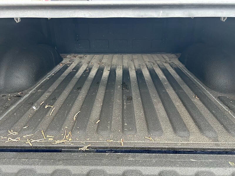 Used 2012 RAM 1500 Laramie AWD/4WD image 13