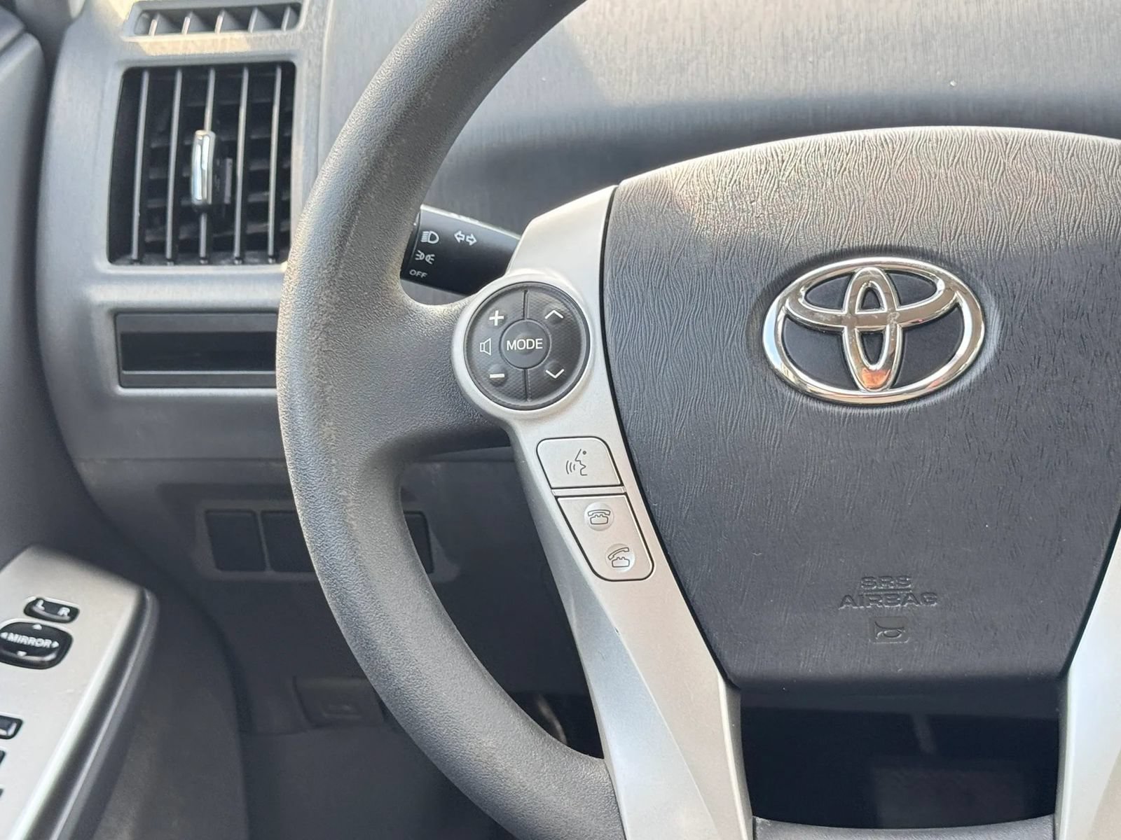 Used 2013 Toyota Prius V Three FWD image 27