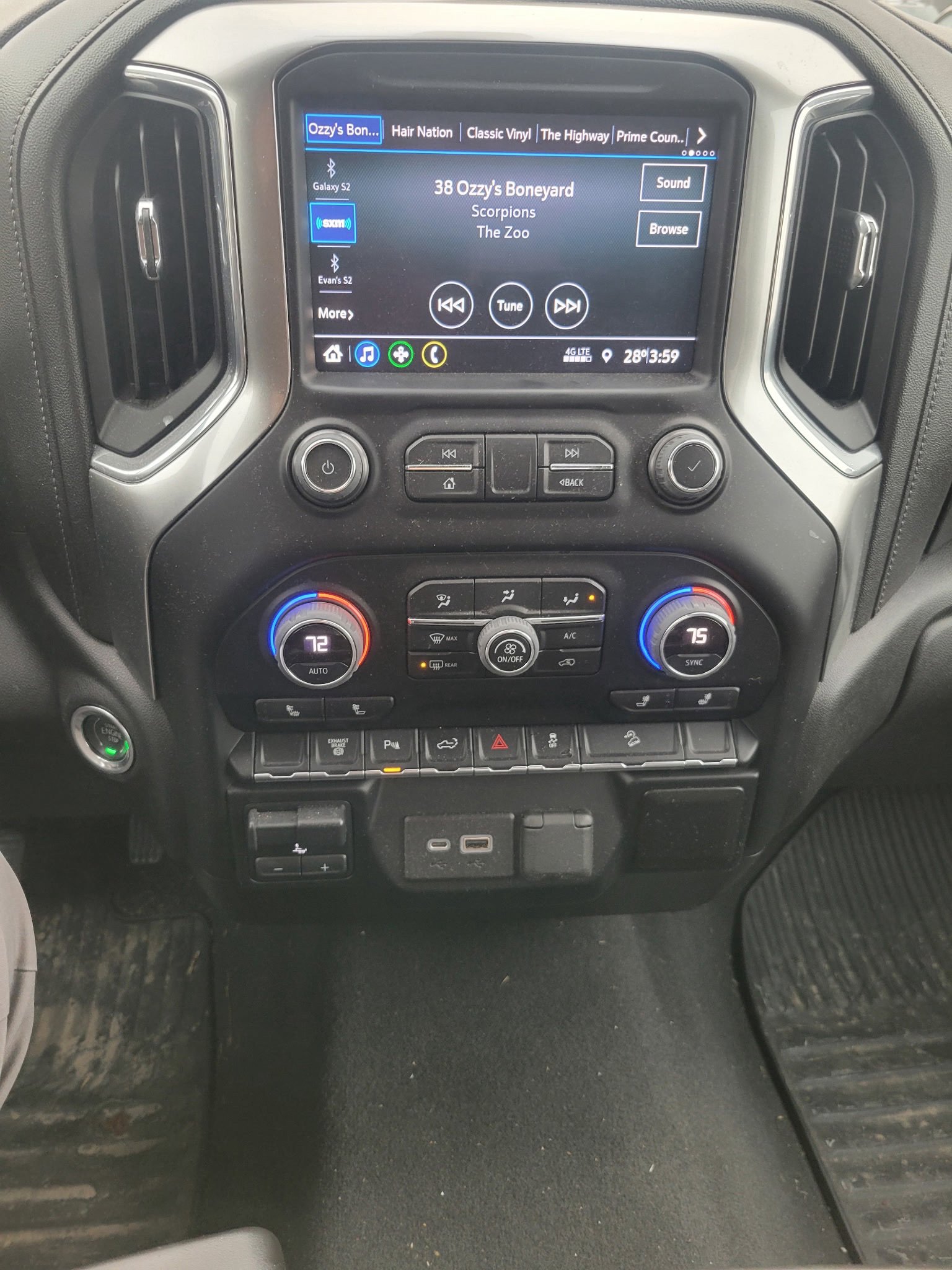 Used 2022 Chevrolet Silverado 2500 LT w/ Z71 Sport Edition image 8