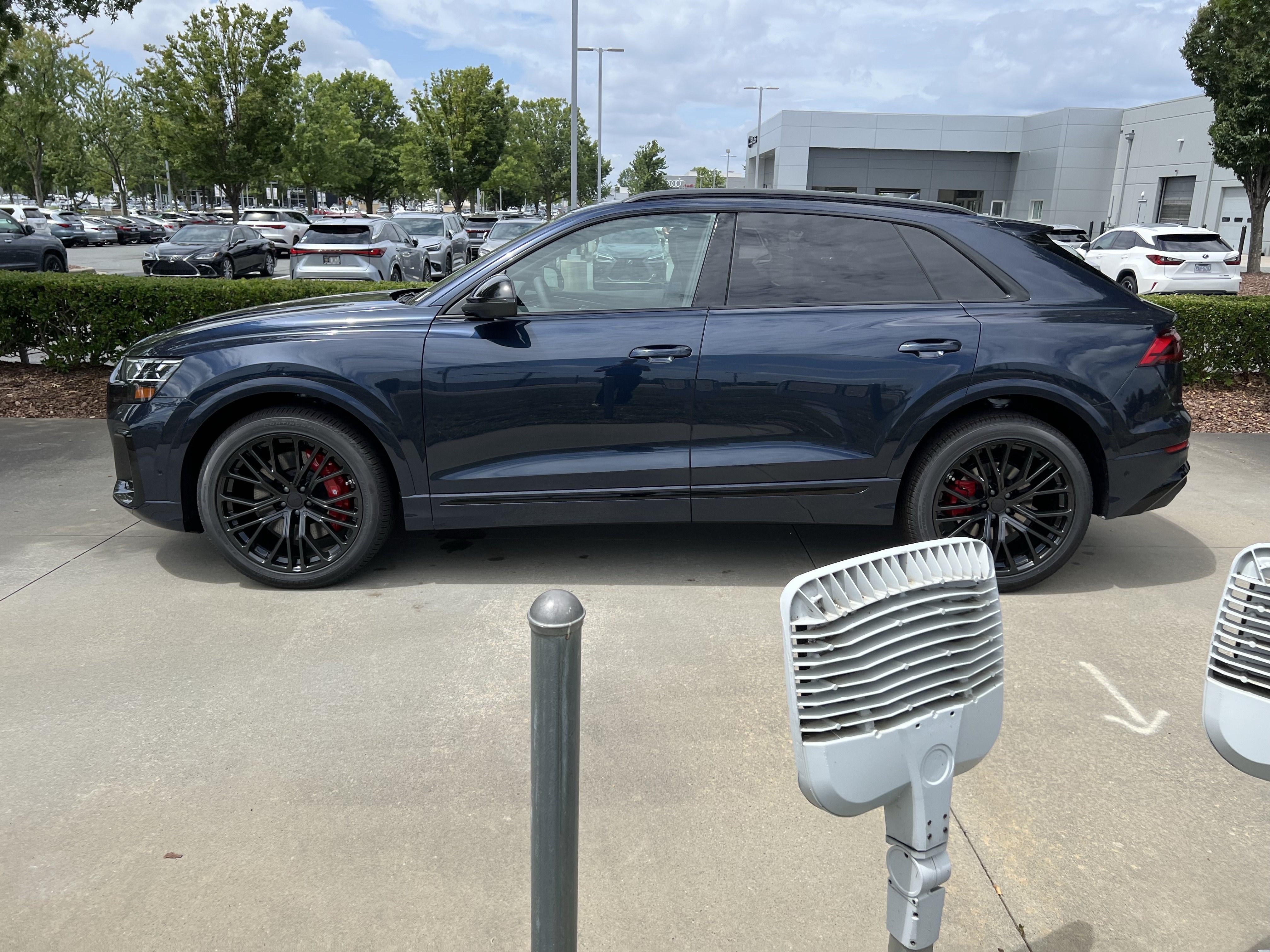 New 2026 Audi SQ8 Prestige AWD/4WD image 6