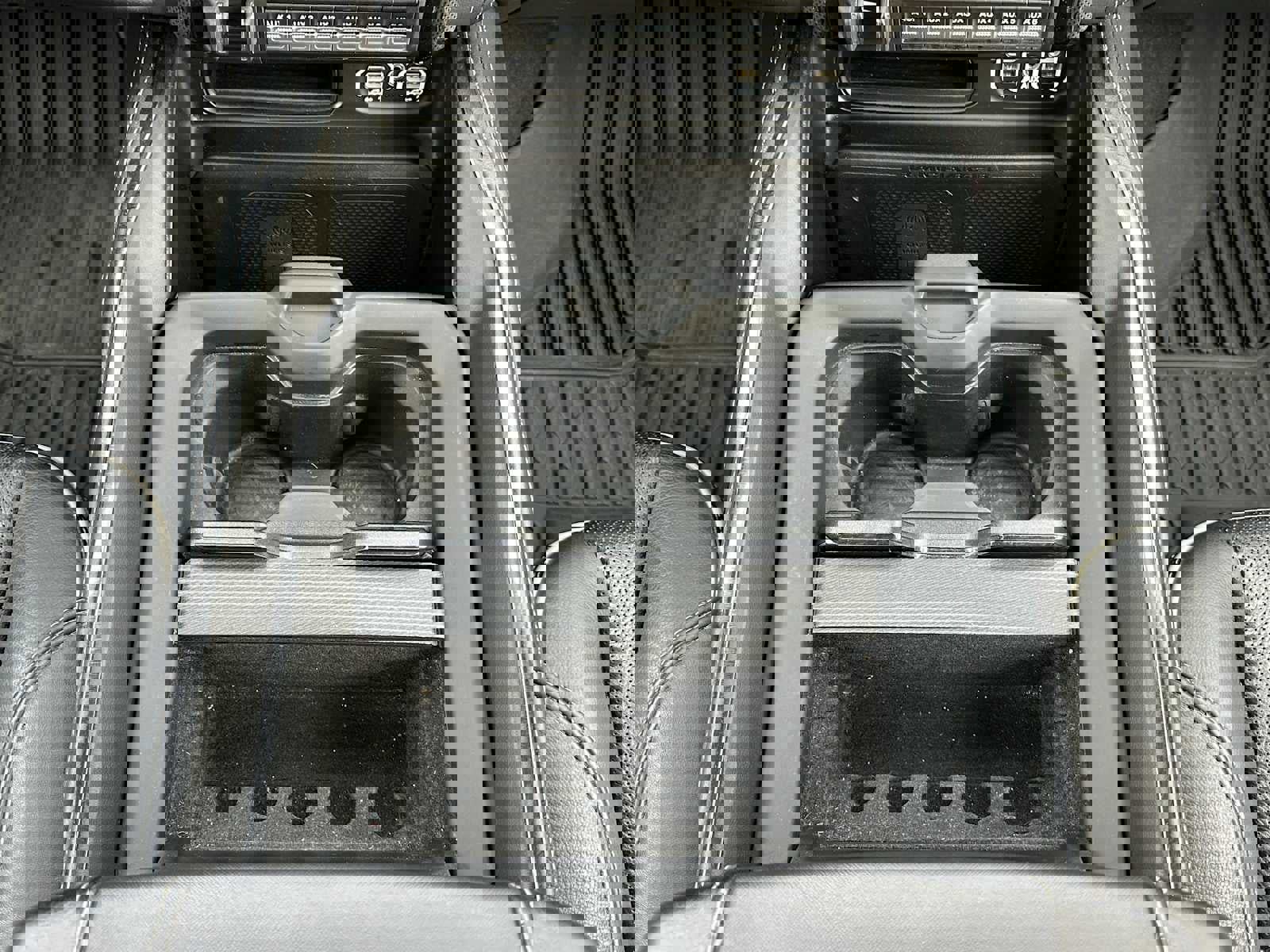 Used 2024 RAM 3500 Limited image 33