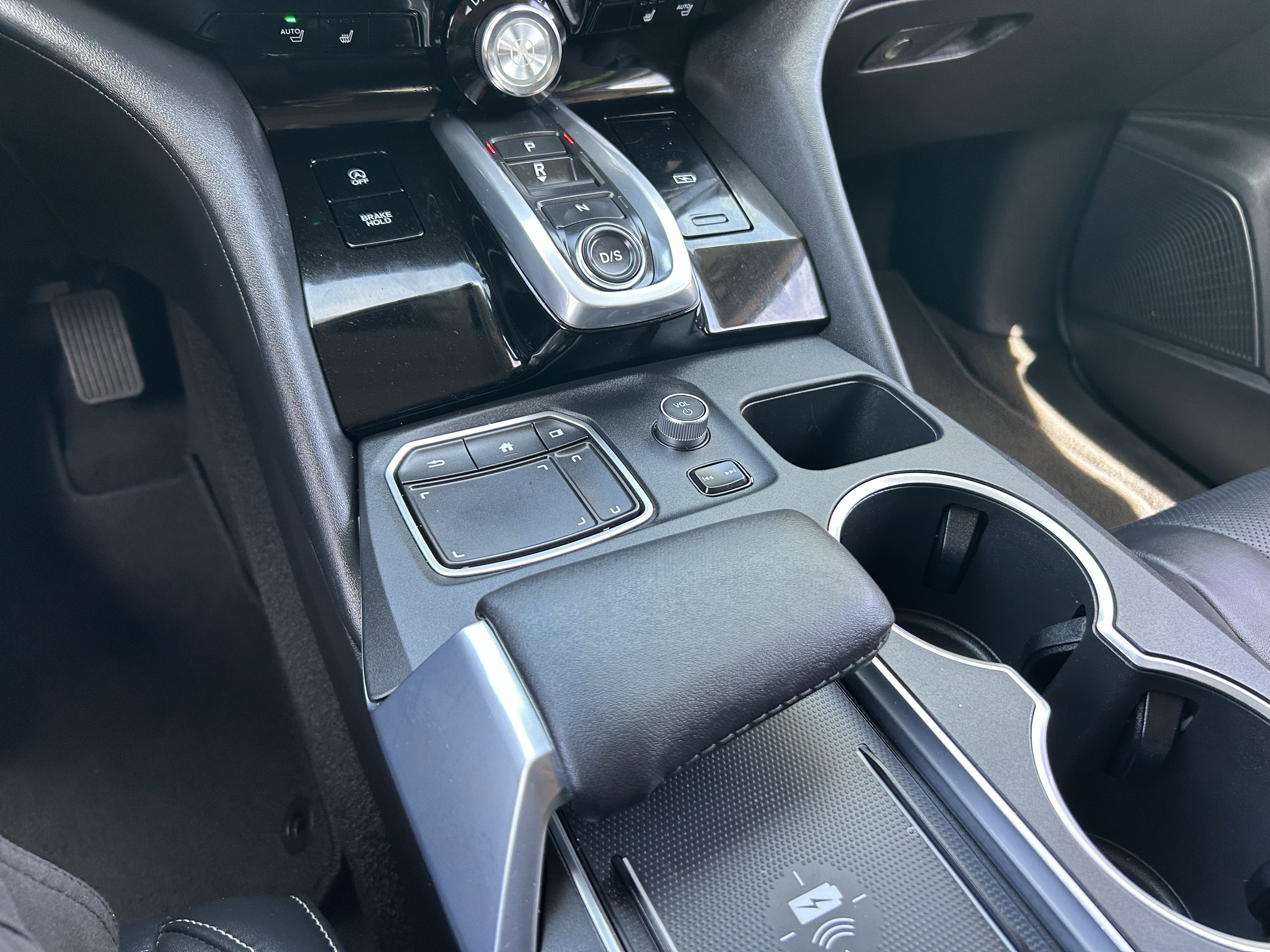 Used 2024 Acura MDX FWD w/ Technology Package image 24