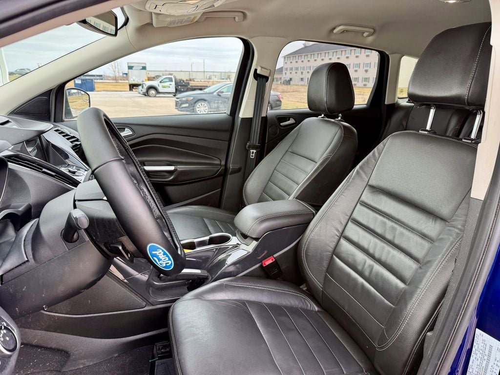 Used 2016 Ford Escape Titanium AWD/4WD image 11