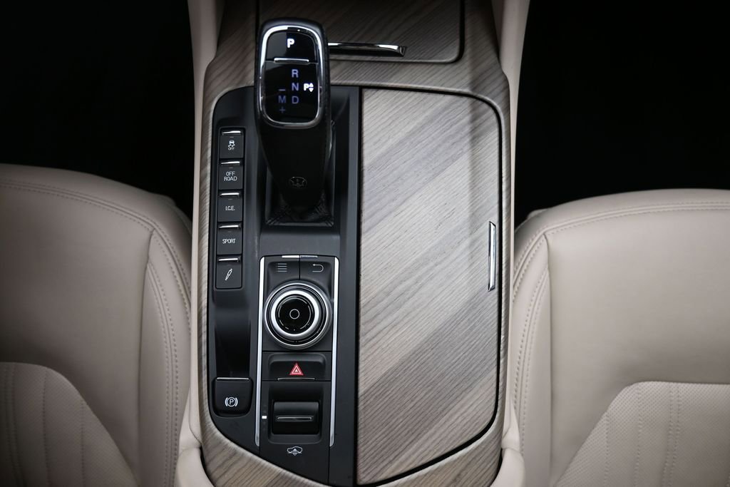 Used 2019 Maserati Levante S GranLusso AWD/4WD image 19