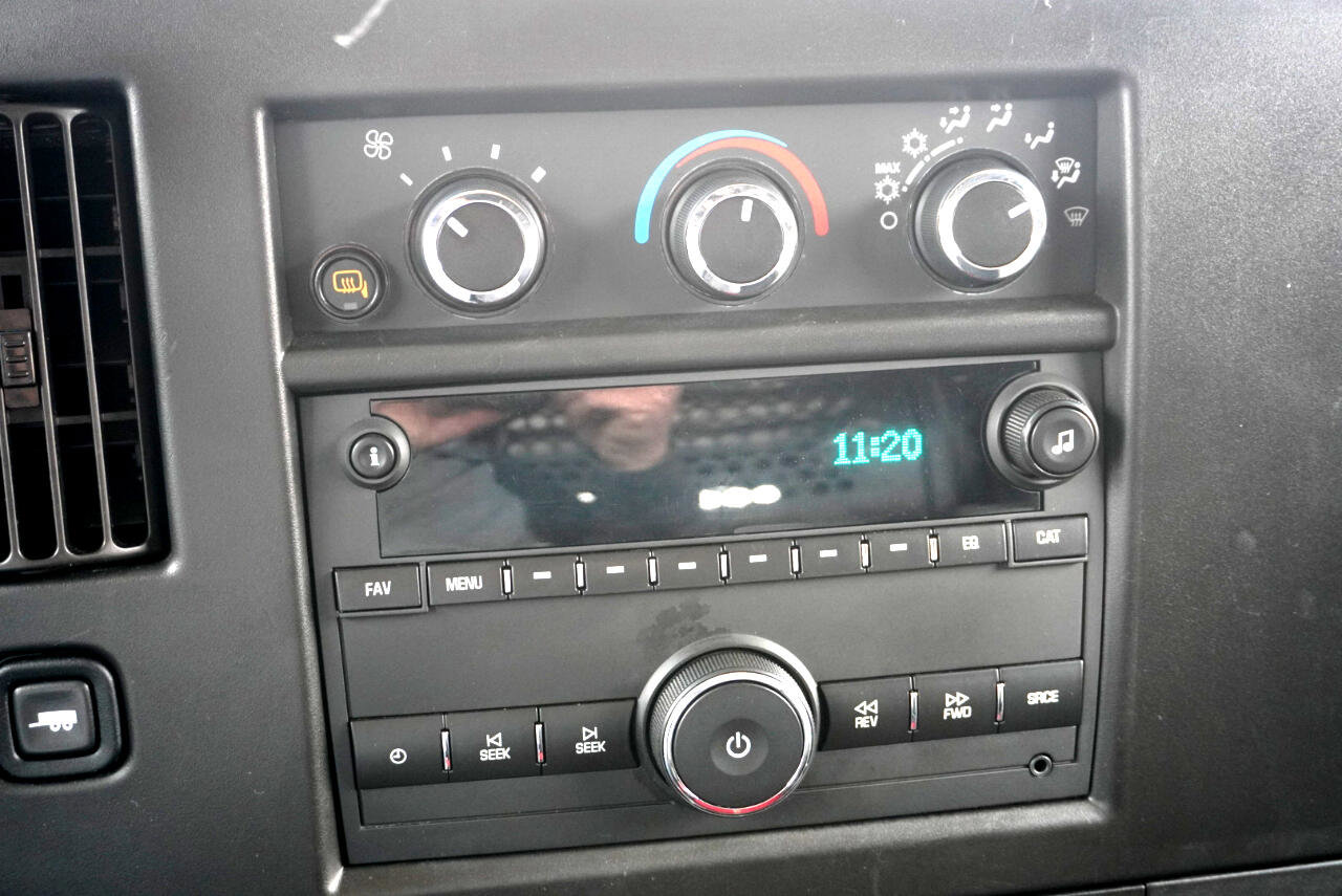 Used 2022 GMC Savana 2500 w/ Driver Convenience Package image 14