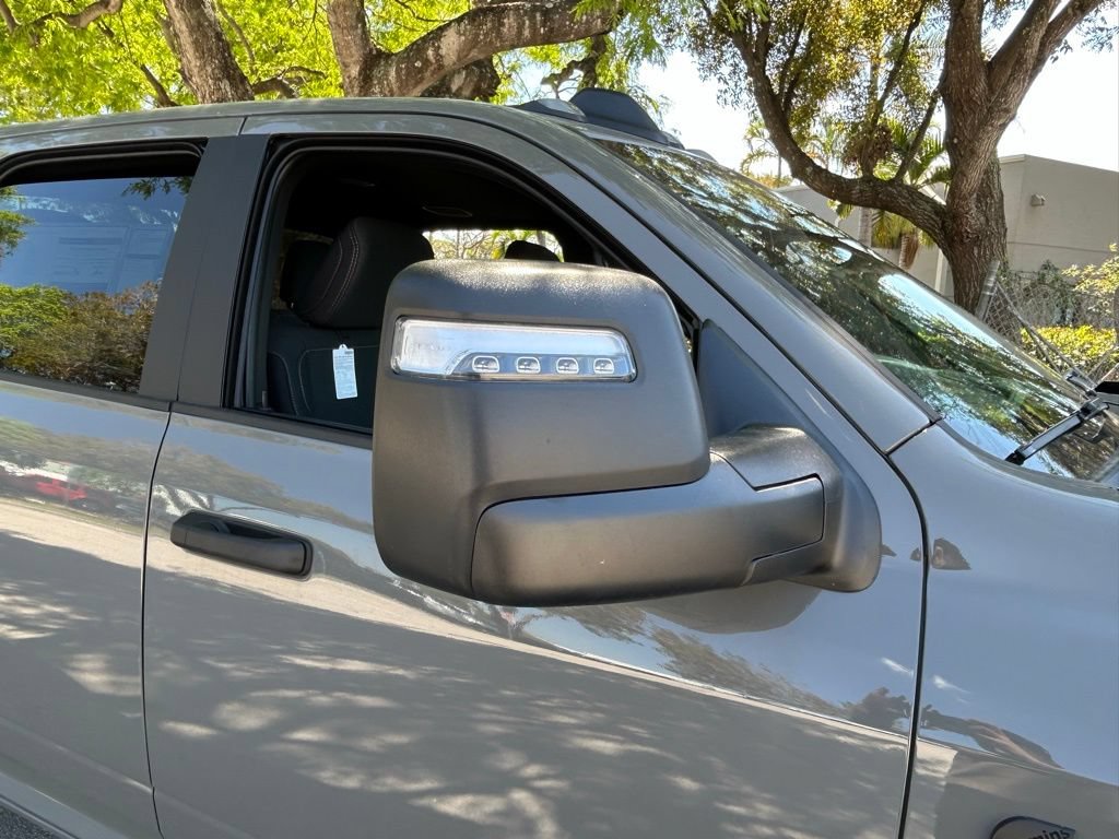 New 2026 RAM 3500 Big Horn AWD/4WD image 36