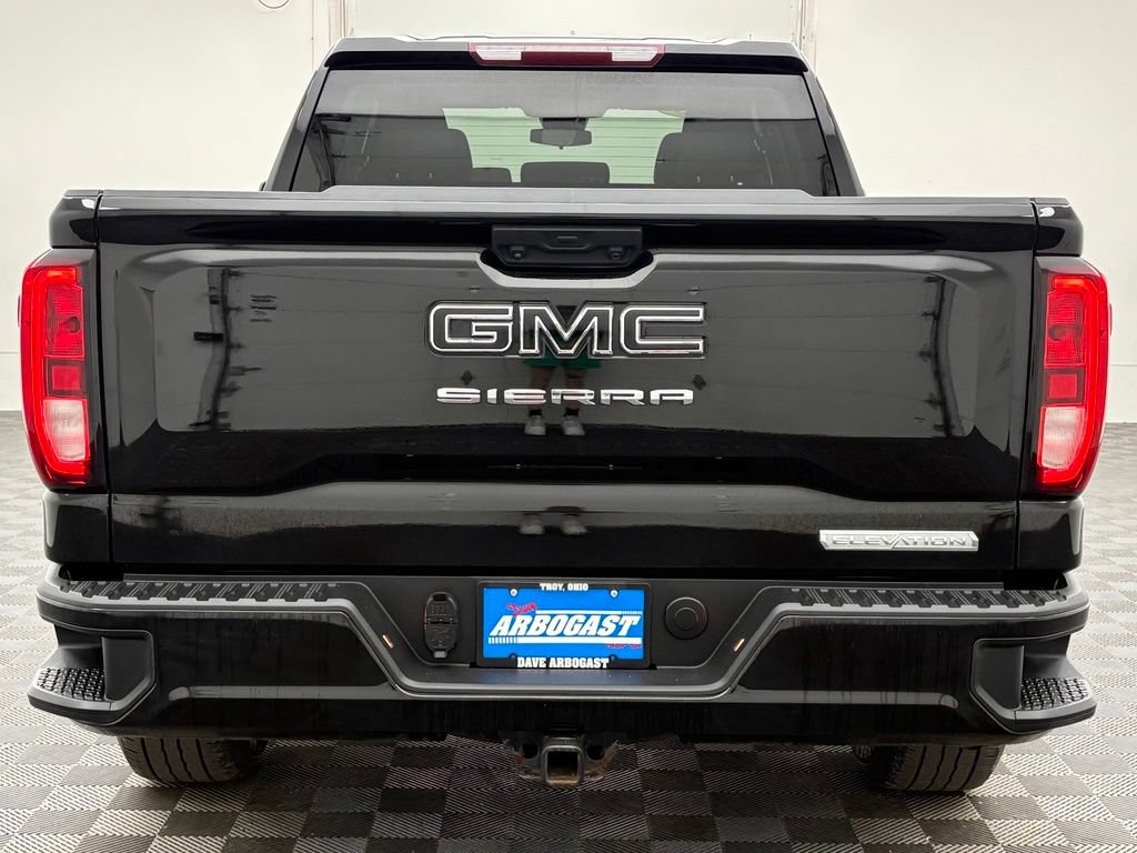 Used 2023 GMC Sierra 1500 Elevation w/ LPO, Elevation Black Package AWD/4WD image 8