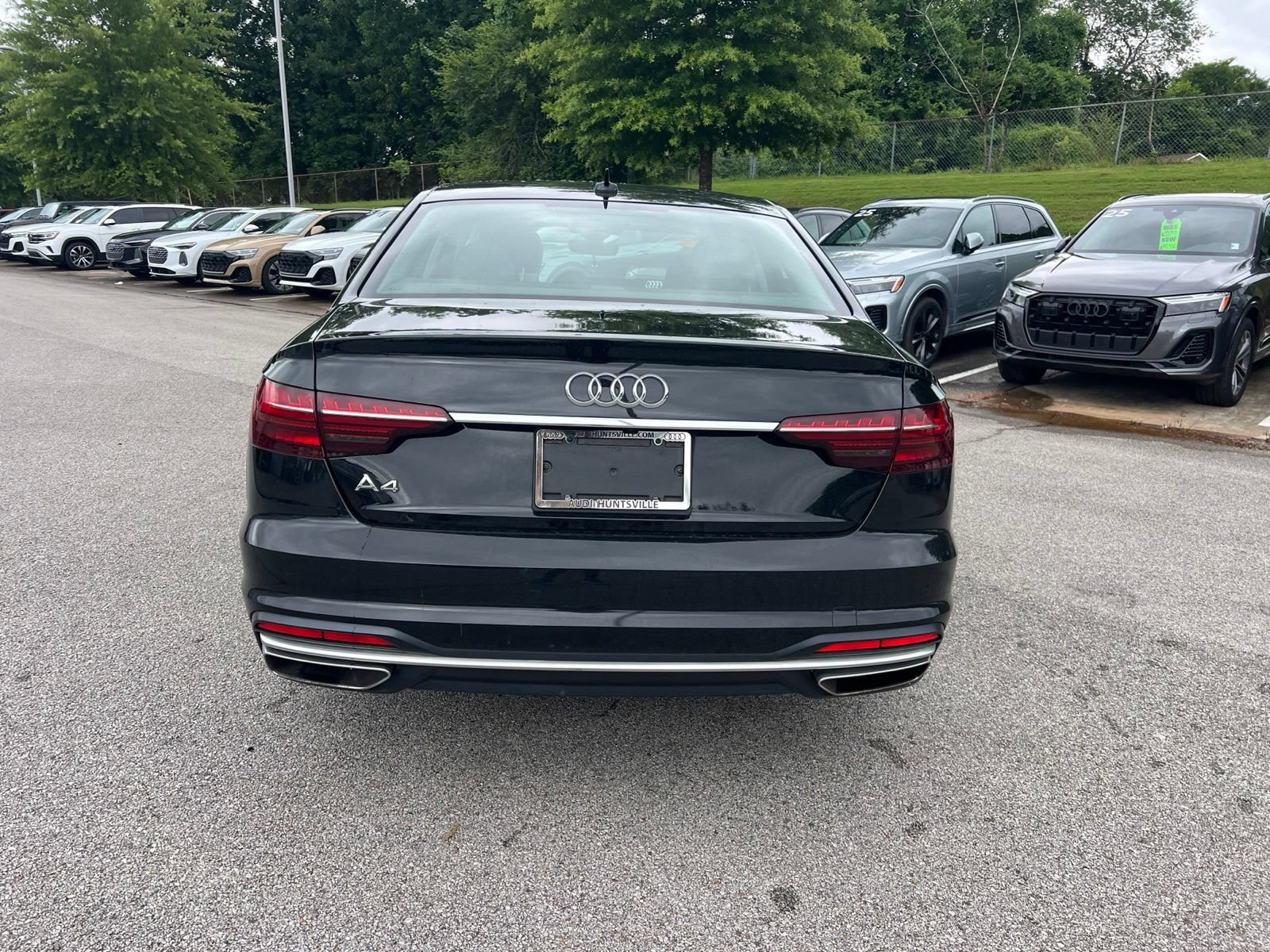 Used 2020 Audi A4 2.0T Premium FWD image 4