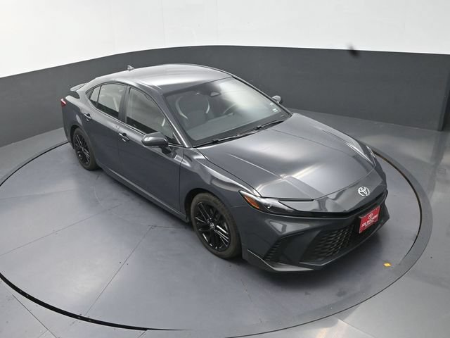 Used 2026 Toyota Camry SE FWD image 23