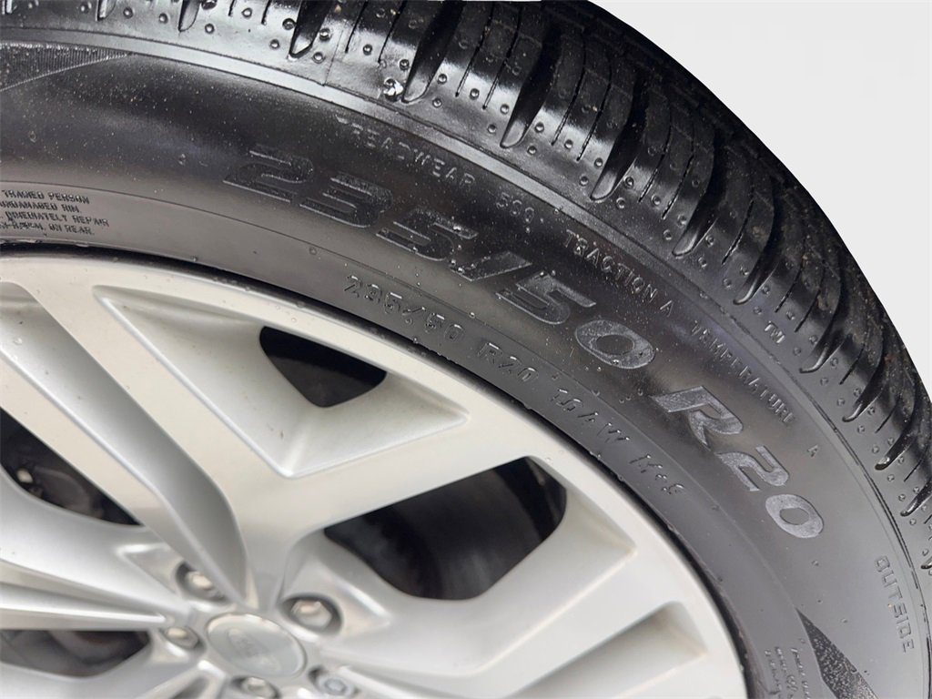 Used 2021 Land Rover Range Rover Evoque R-Dynamic SE image 89