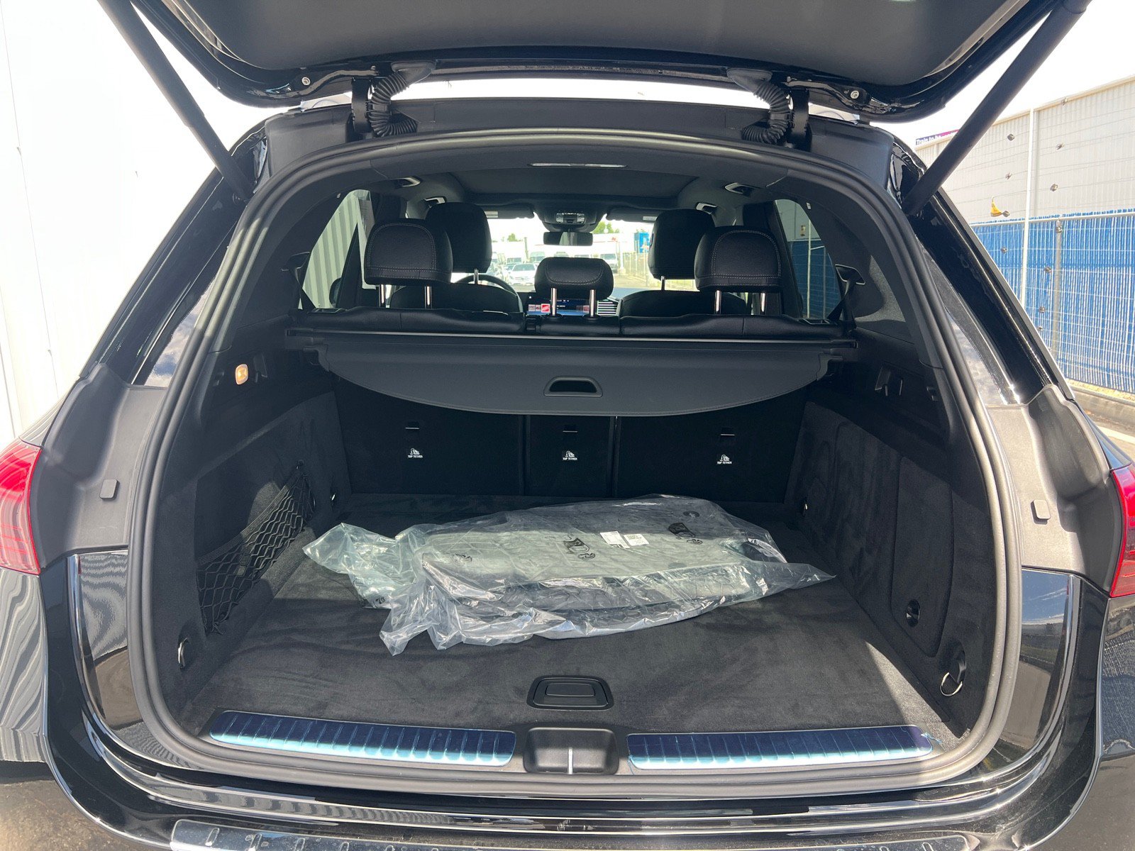 Certified 2025 Mercedes-Benz GLE 350 4MATIC image 11