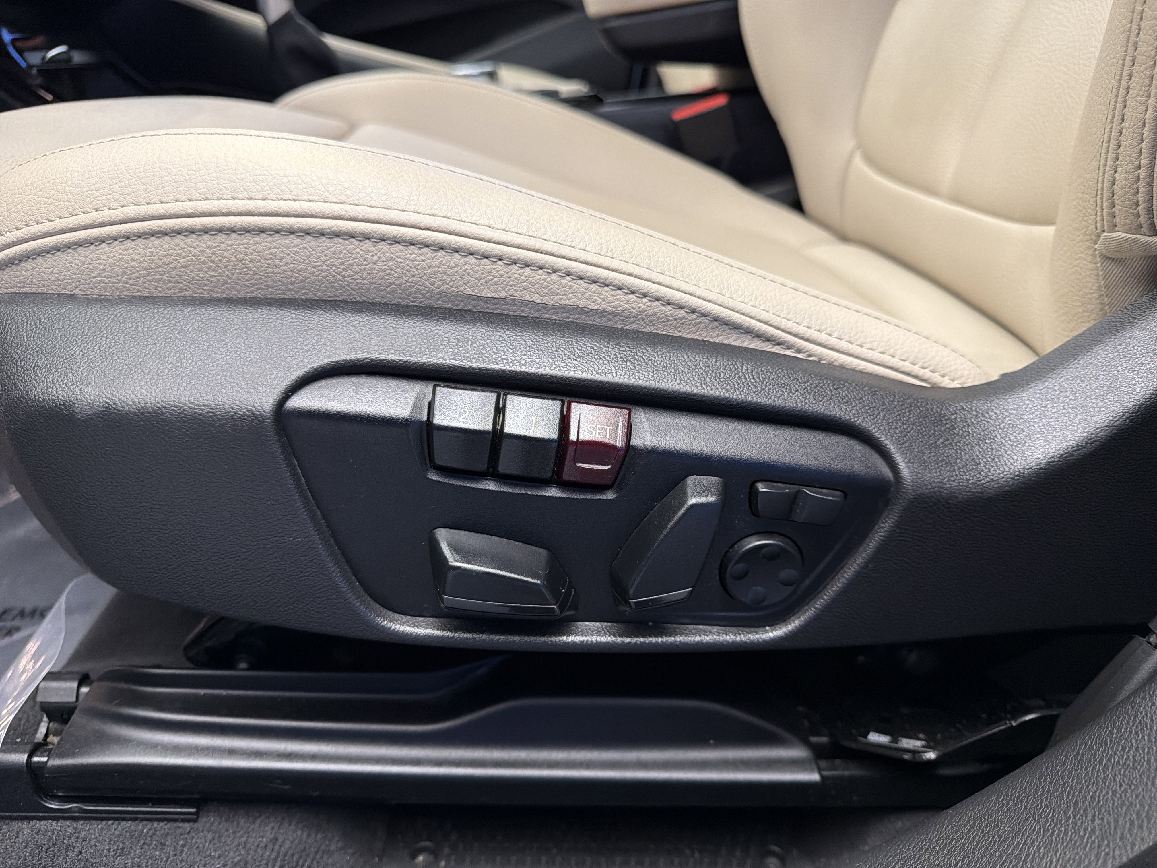 Used 2018 BMW X2 sDrive28i w/ Convenience Package image 12