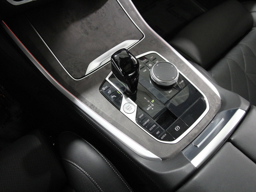 Used 2023 BMW X5 xDrive40i w/ M Sport Package image 15