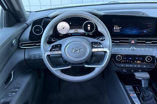 Used 2023 Hyundai Elantra SEL w/ Convenience Package FWD image 17