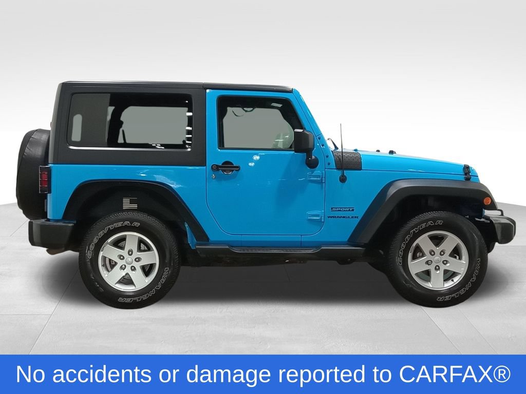 Used 2017 Jeep Wrangler Sport w/ Quick Order Package 23S AWD/4WD image 2