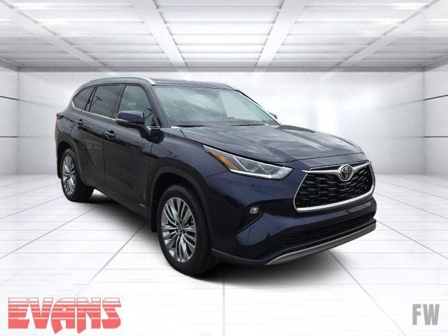 New 2026 Toyota Highlander Platinum image 1
