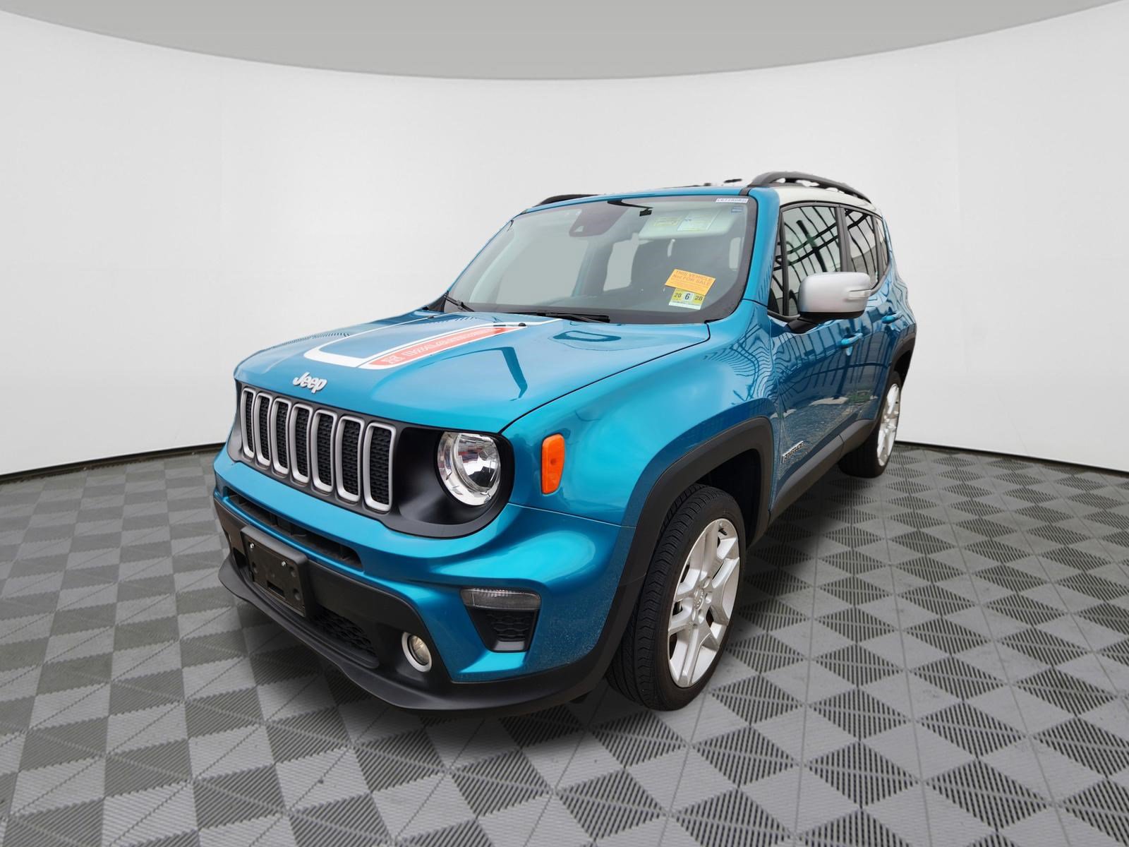 Used 2021 Jeep Renegade Latitude AWD/4WD image 2