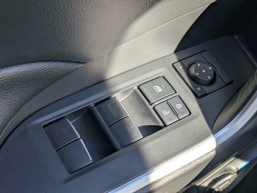 Used 2024 Toyota RAV4 SE AWD/4WD image 37