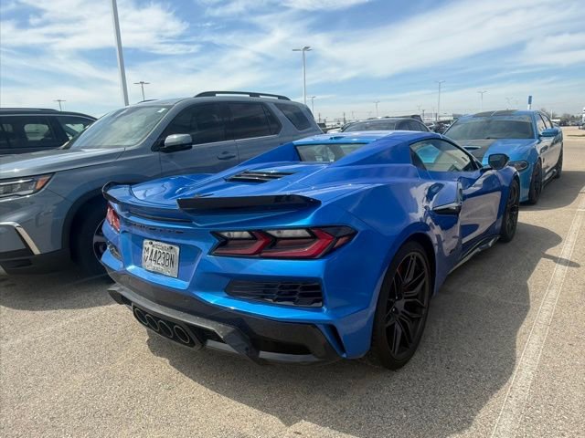 Used 2024 Chevrolet Corvette Z06 w/ Stealth Interior Trim Package RWD image 2