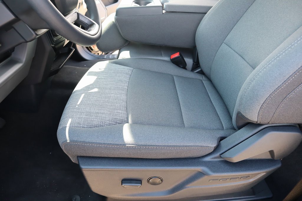 New 2025 Ford F250 XLT w/ Black Appearance Package image 12