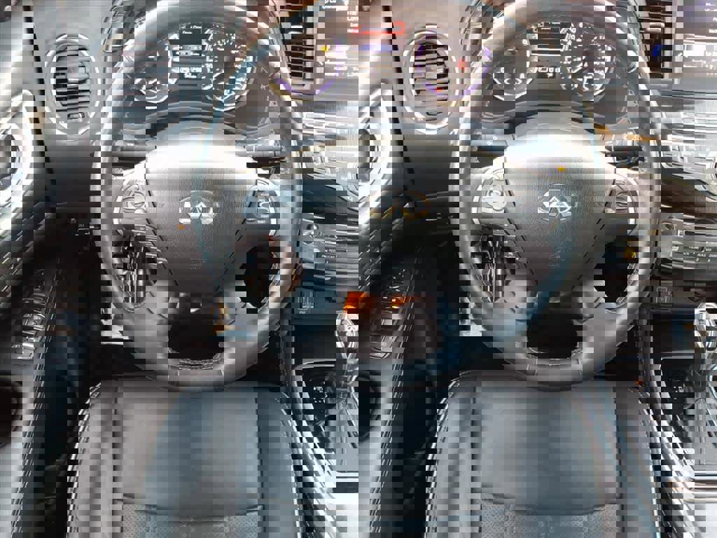 Used 2020 INFINITI QX60 Luxe w/ Essential Package image 5