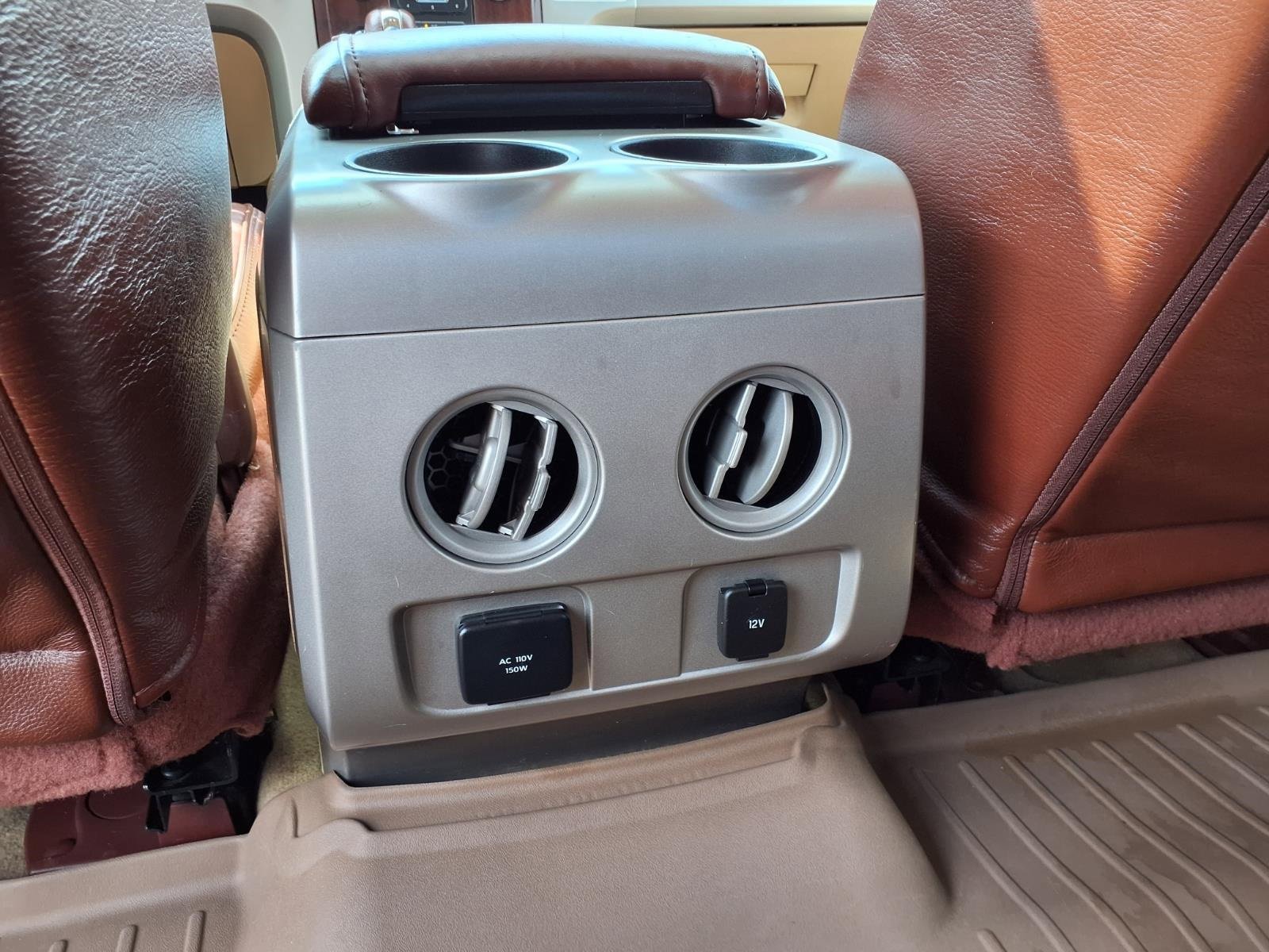 Used 2014 Ford F150 King Ranch w/ King Ranch Luxury Package image 14