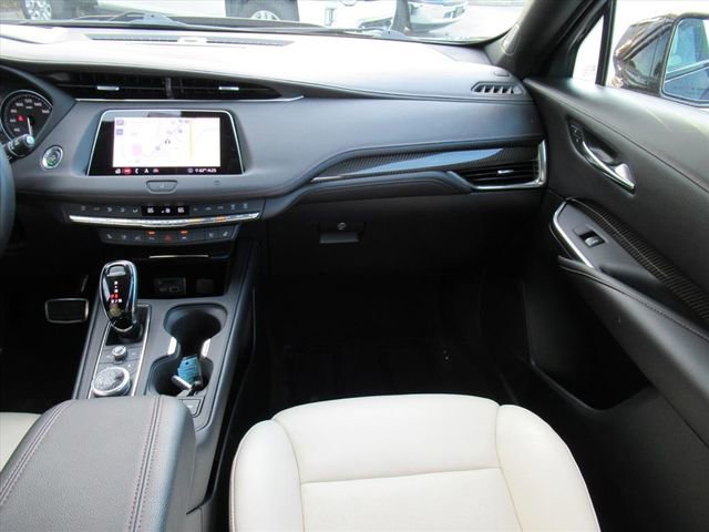 Used 2020 Cadillac XT4 Sport image 13