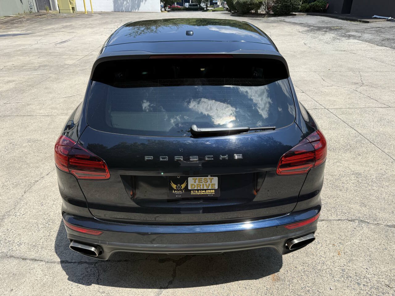 Used 2016 Porsche Cayenne AWD/4WD image 12