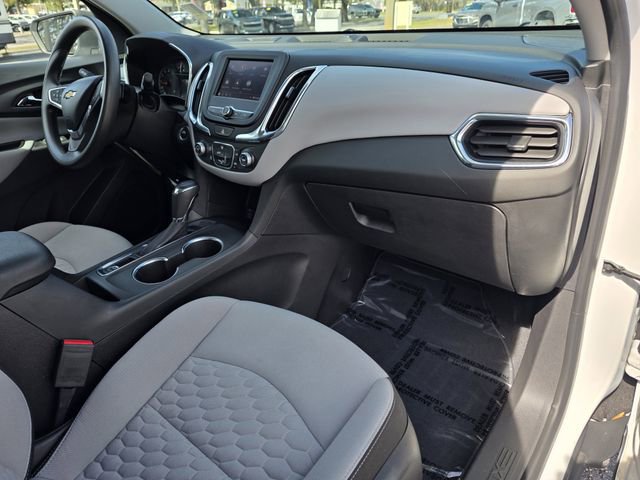 Used 2021 Chevrolet Equinox LS image 13