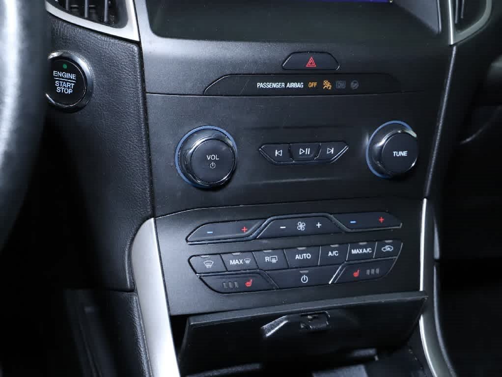 Used 2019 Ford Edge SEL w/ Equipment Group 201A AWD/4WD image 26