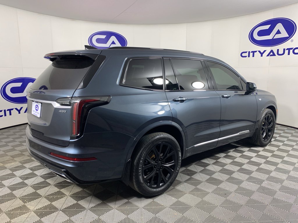 Used 2020 Cadillac XT6 Sport image 3