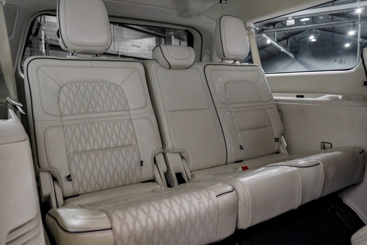 Used 2021 Lincoln Navigator L Black Label w/ Cargo Convenience Package image 41