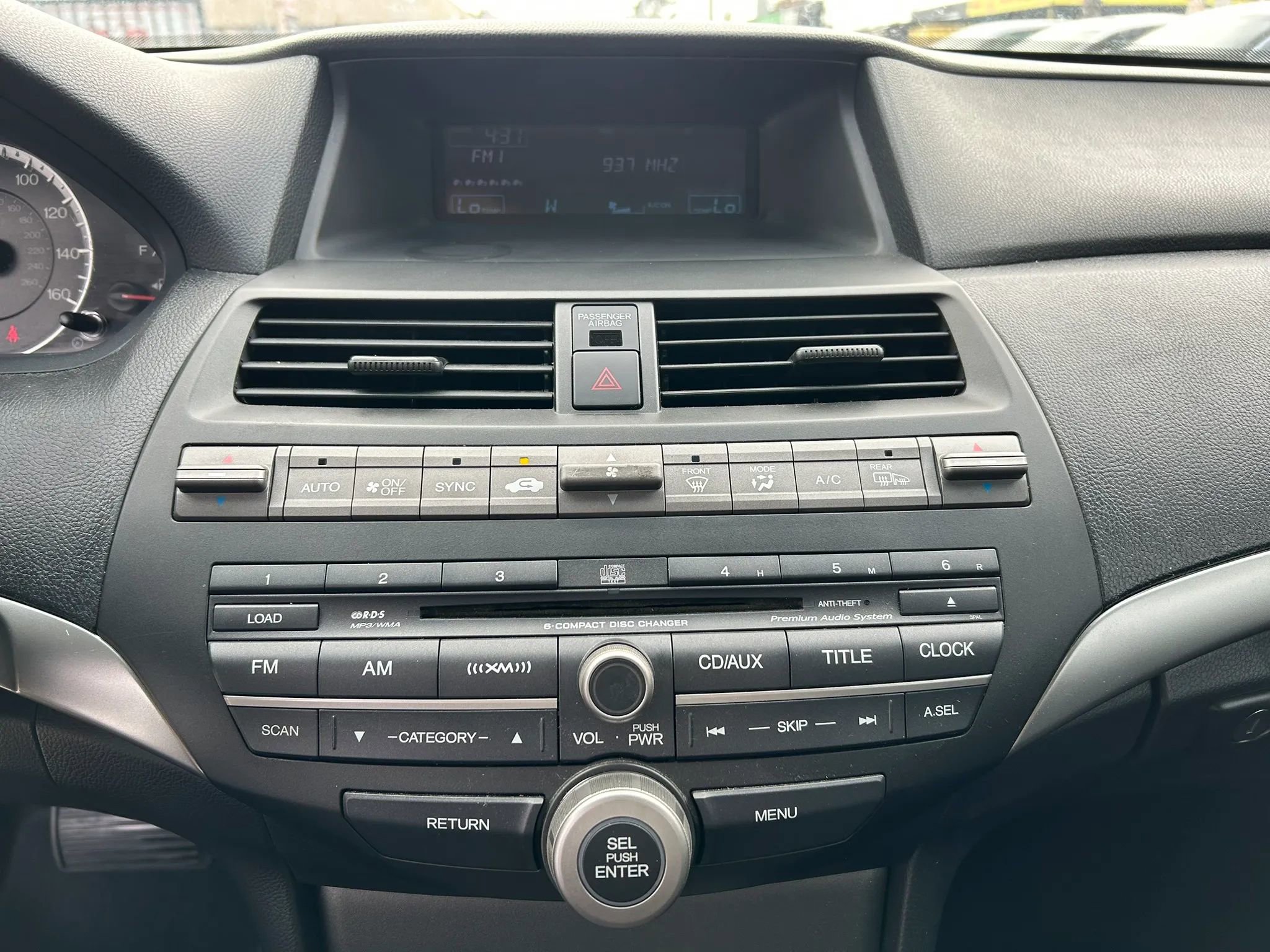 Used 2010 Honda Accord EX-L image 16
