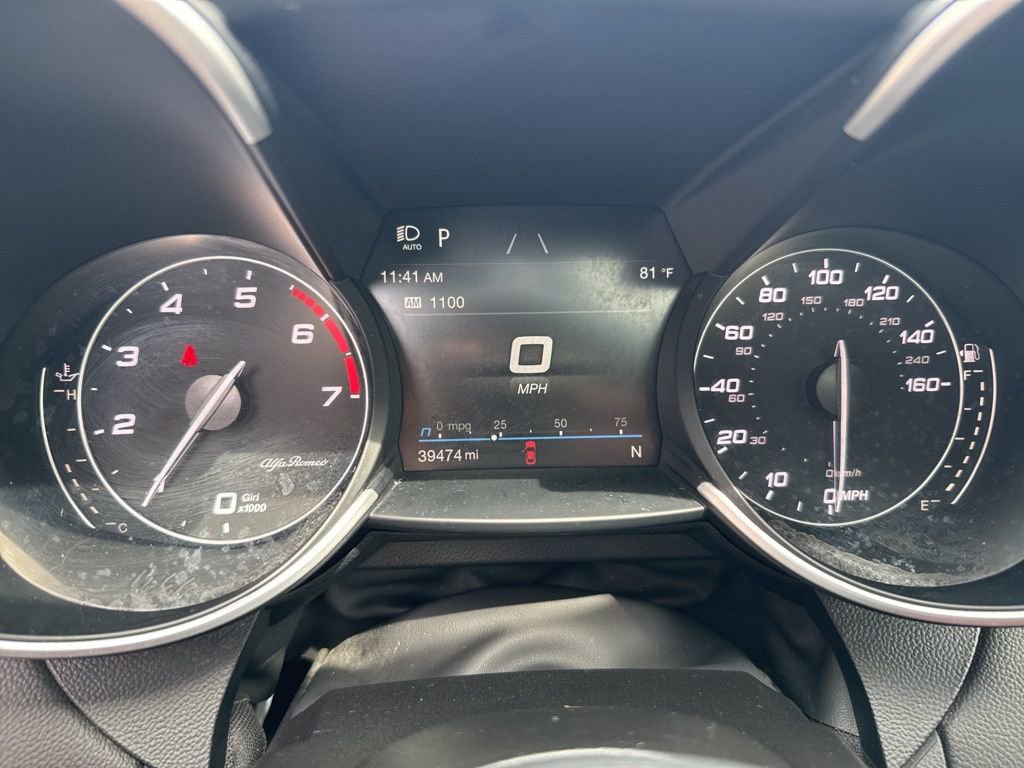 Used 2022 Alfa Romeo Giulia Veloce image 38