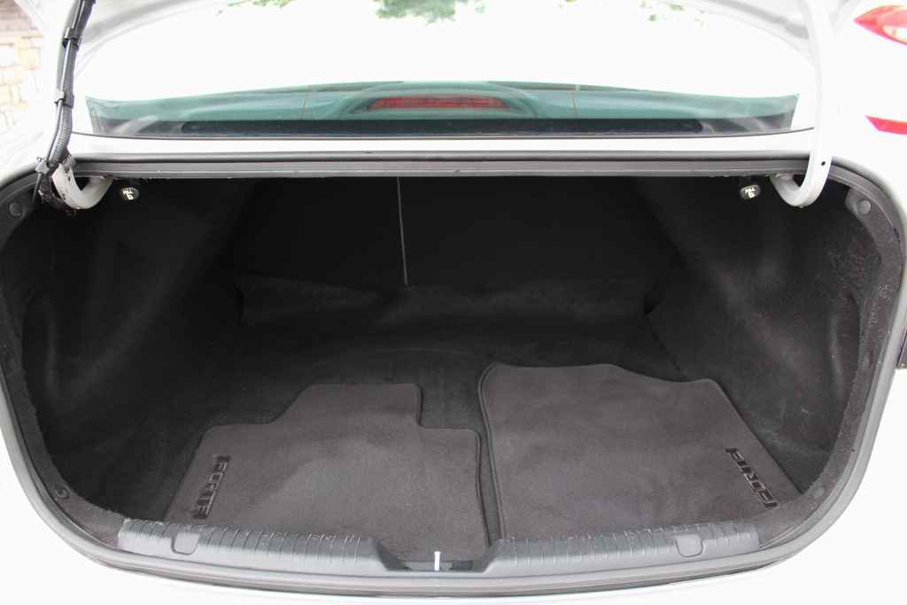 Used 2015 Kia Forte LX FWD image 7
