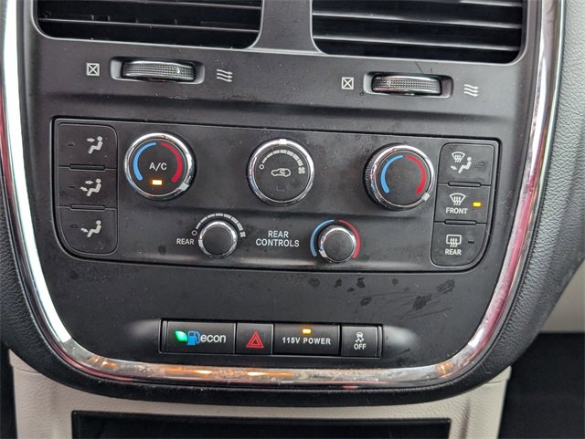 Used 2020 Dodge Grand Caravan SE w/ UConnect Hands-Free Group image 20