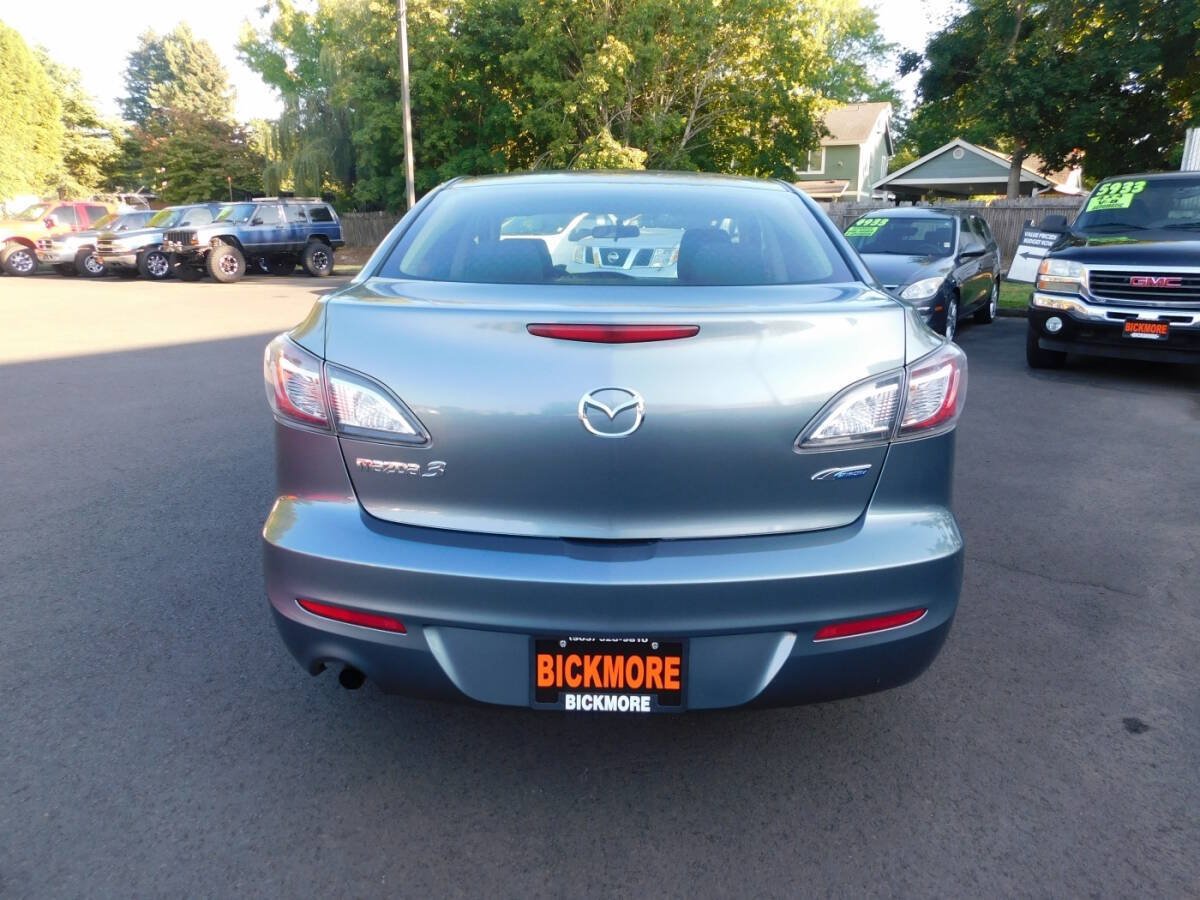 Used 2013 MAZDA MAZDA3 i Sport FWD image 18