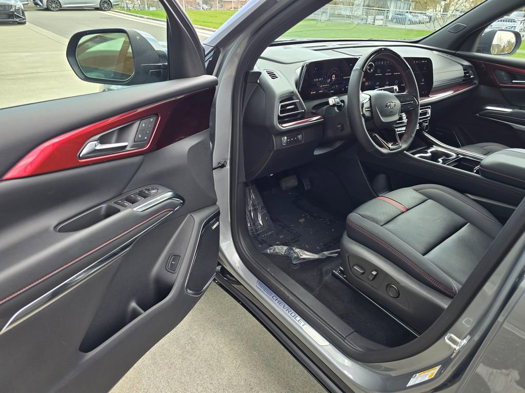 Used 2026 Chevrolet Traverse RS w/ LPO, Floor Liner Package image 21