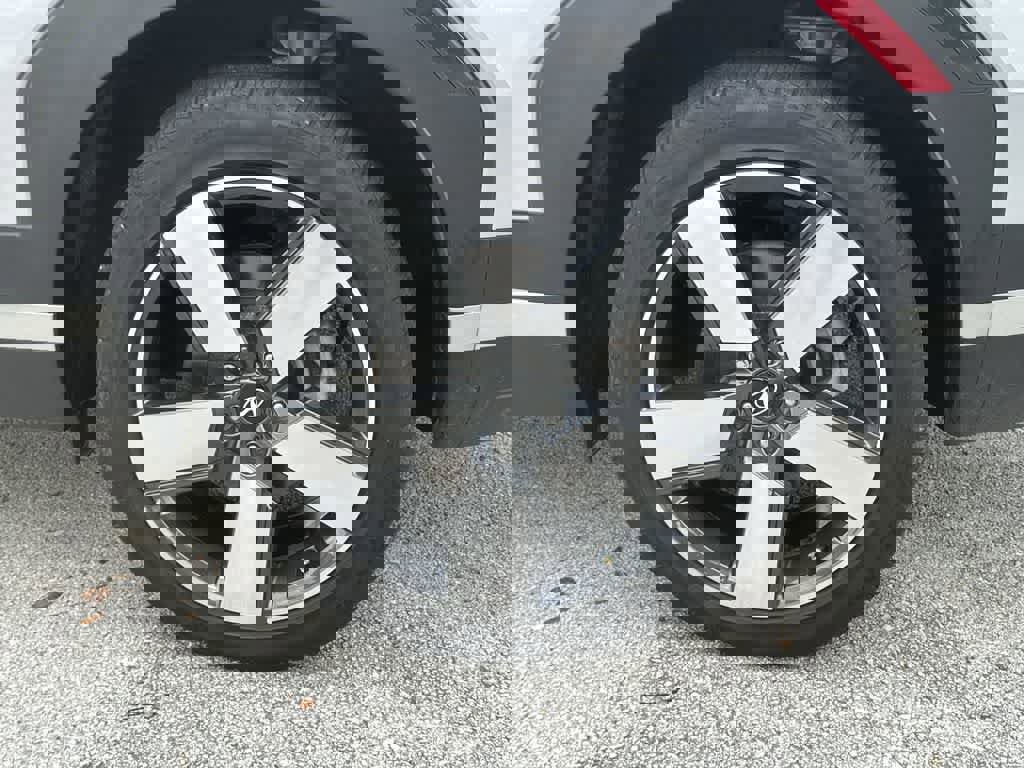 Used 2024 Hyundai Santa Fe Limited image 11