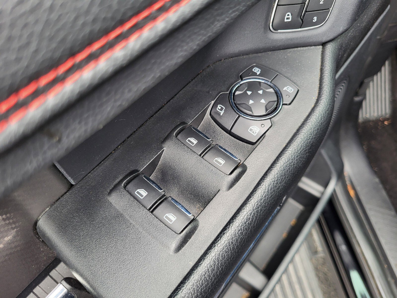 Used 2021 Ford Expedition Max Limited RWD image 16