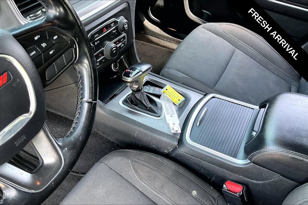 Used 2020 Dodge Charger SXT RWD image 8