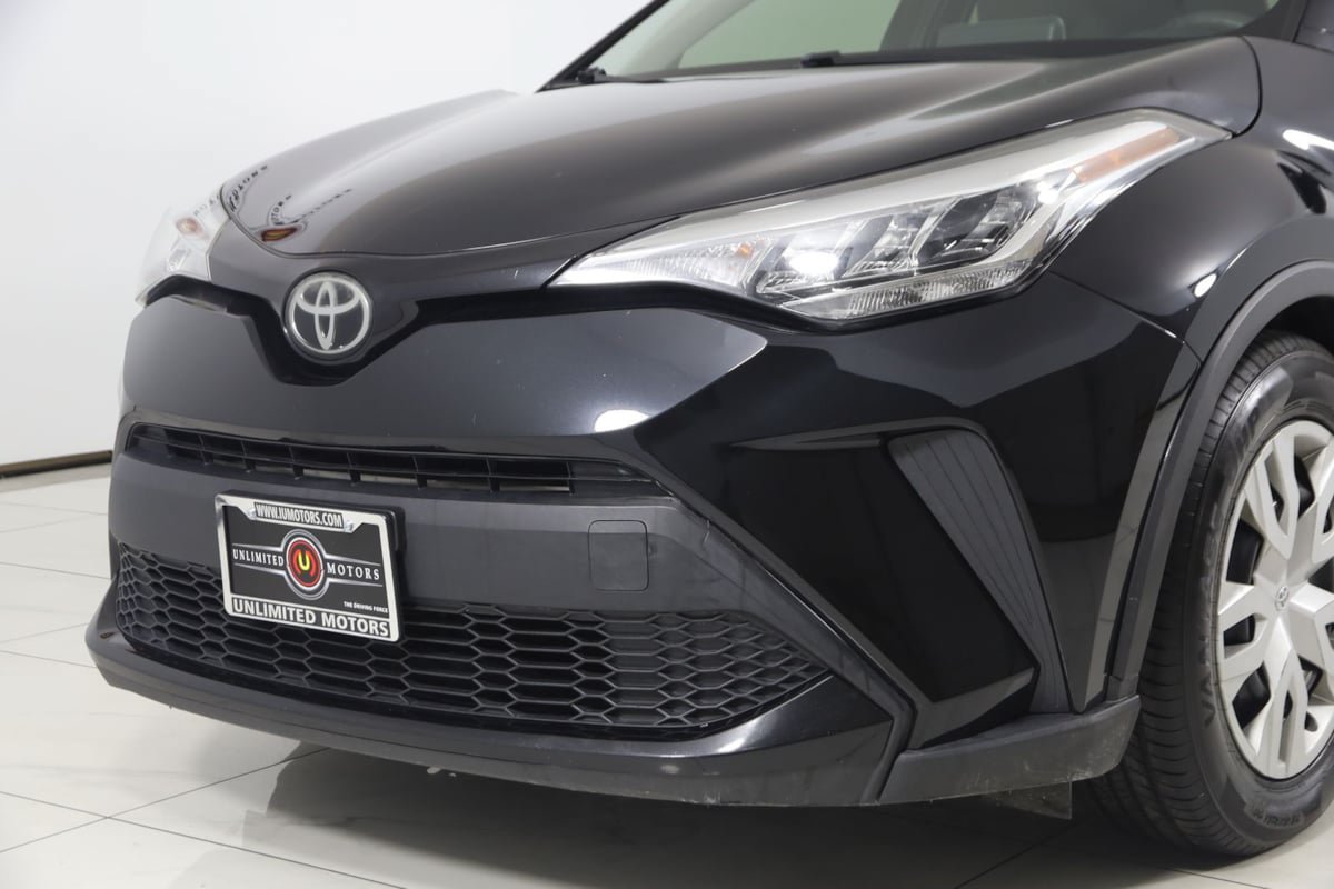 Used 2021 Toyota C-HR LE FWD image 43