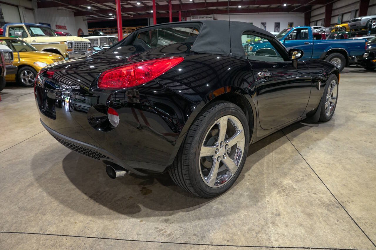 Used 2006 Pontiac Solstice Convertible w/ Premium Package RWD image 24